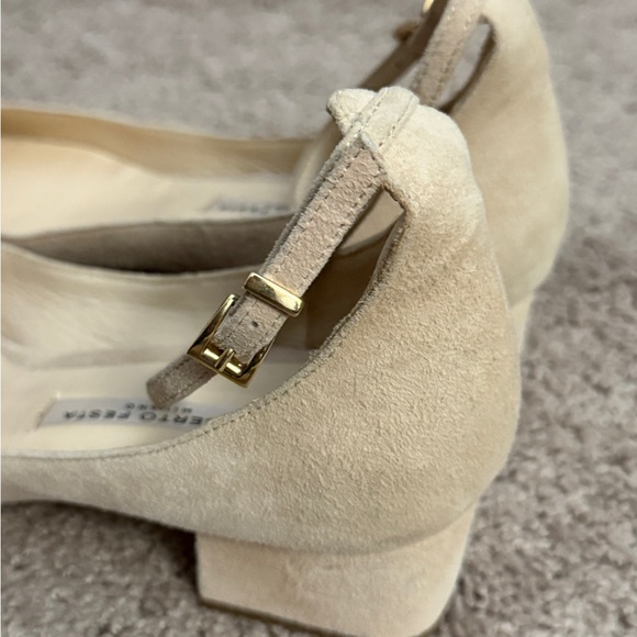 Roberto Festa Ankle Strap Heels Women size 8.5(39)Cream Suede Leather Block Shoe main image 5